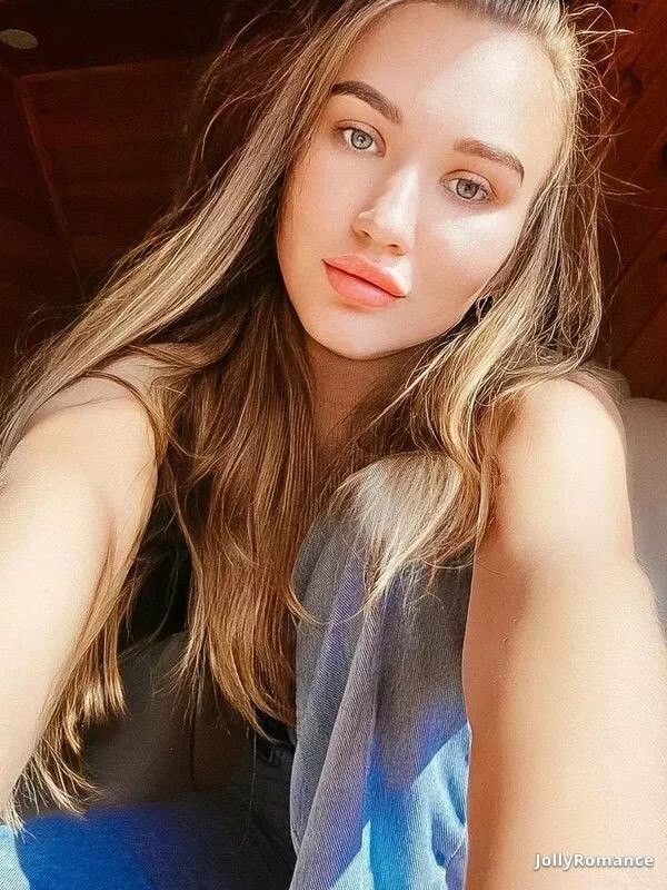Irina, 25