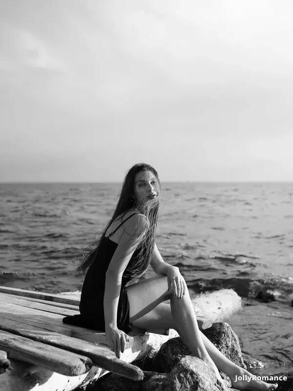 Chaorong, 23