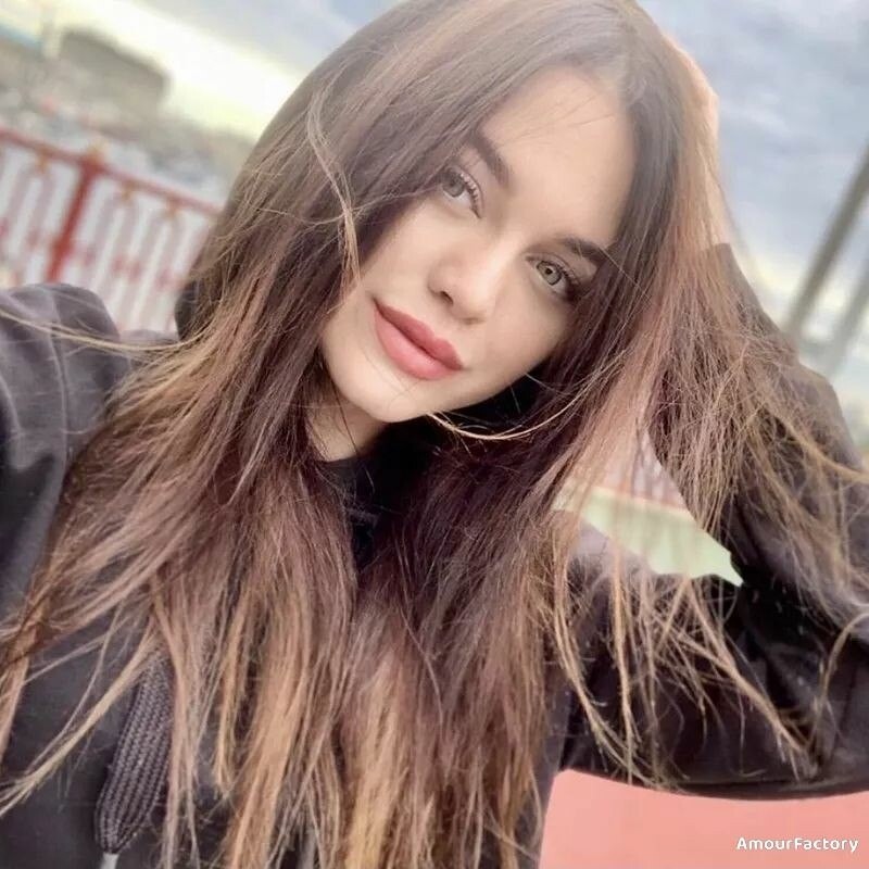 Anastasia, 21
